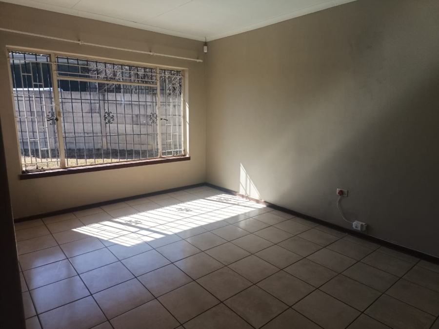 3 Bedroom Property for Sale in Greenhills Gauteng