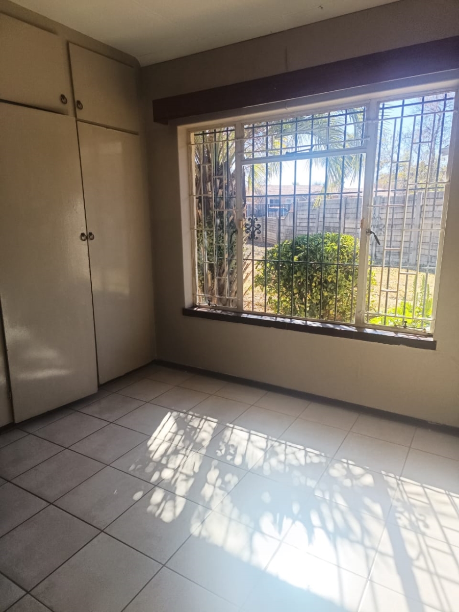 3 Bedroom Property for Sale in Greenhills Gauteng