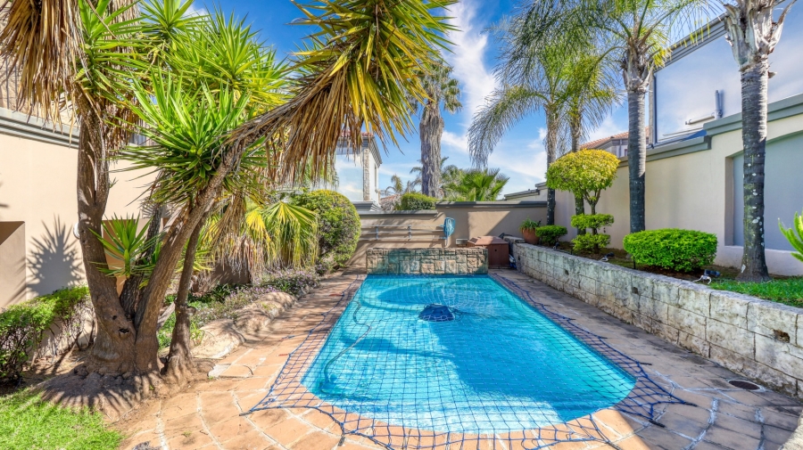 To Let 4 Bedroom Property for Rent in Craigavon Gauteng