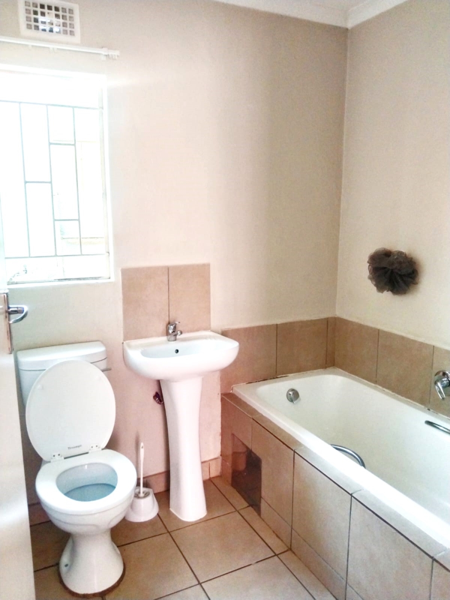 2 Bedroom Property for Sale in Sky City Gauteng