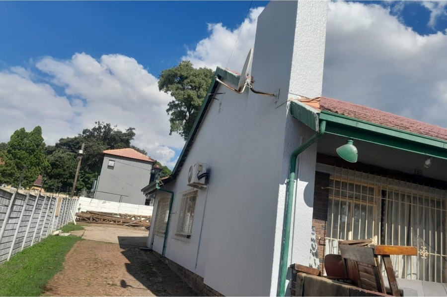4 Bedroom Property for Sale in Kew Gauteng