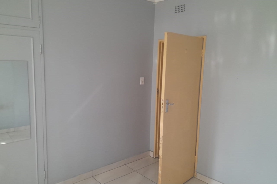 4 Bedroom Property for Sale in Kew Gauteng