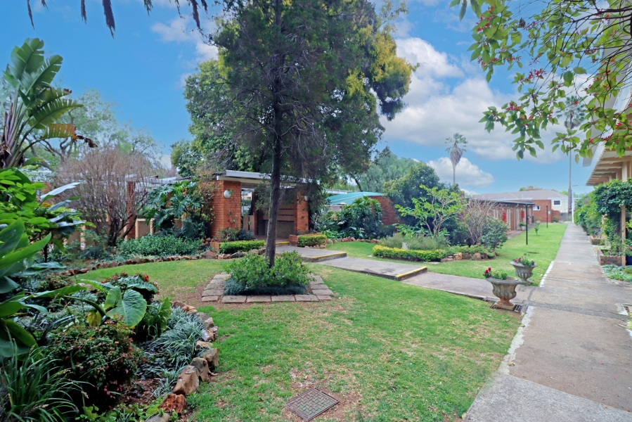 3 Bedroom Property for Sale in Robindale Gauteng
