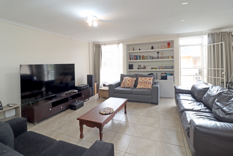 3 Bedroom Property for Sale in Robindale Gauteng