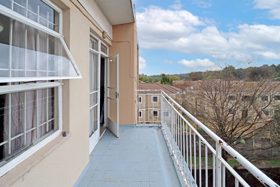 3 Bedroom Property for Sale in Robindale Gauteng