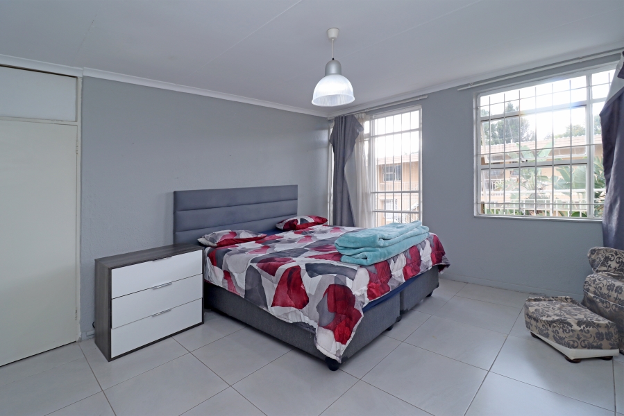 3 Bedroom Property for Sale in Robindale Gauteng