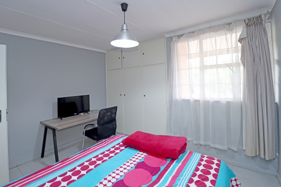 3 Bedroom Property for Sale in Robindale Gauteng