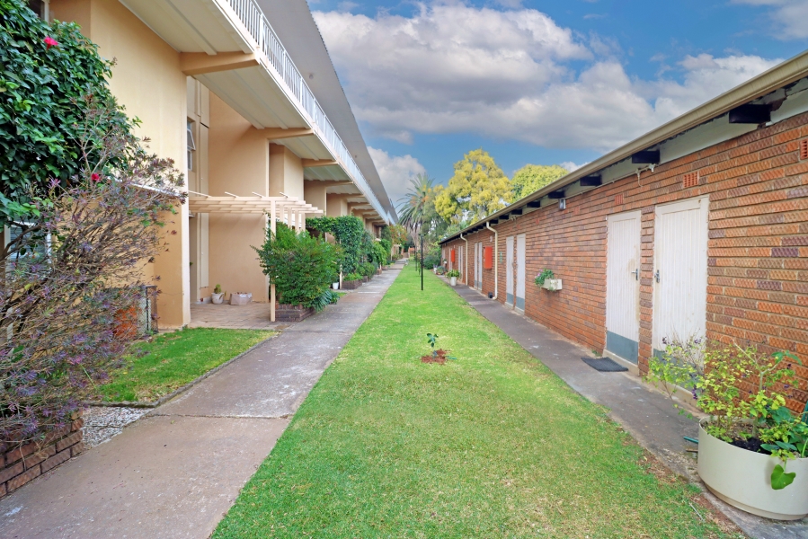 3 Bedroom Property for Sale in Robindale Gauteng