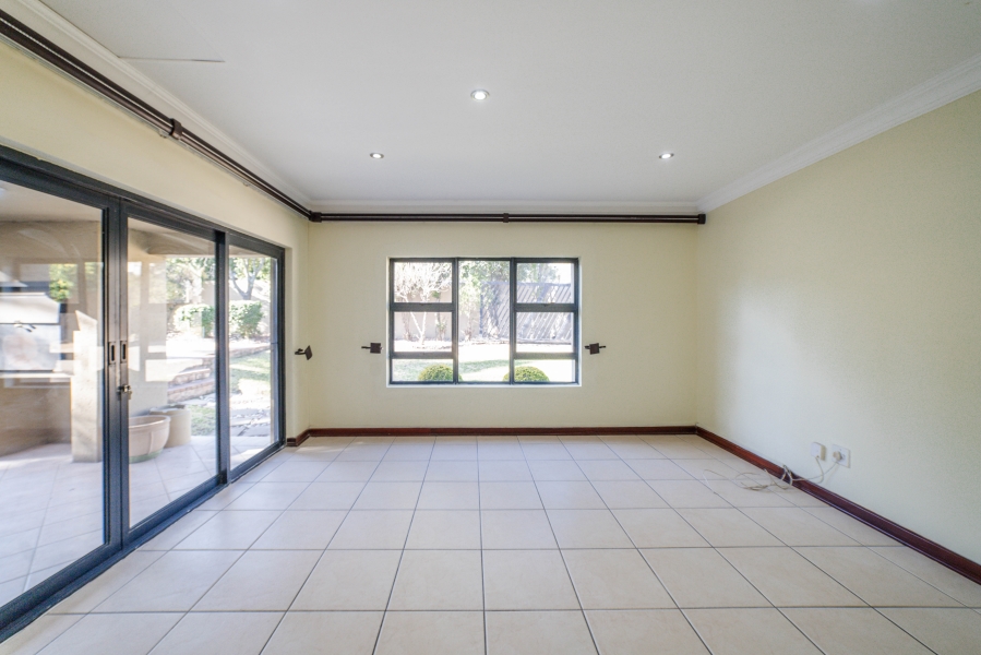 To Let 3 Bedroom Property for Rent in Halfway Gardens Gauteng