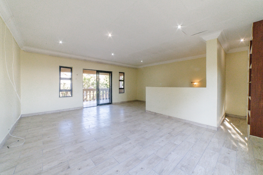 To Let 3 Bedroom Property for Rent in Halfway Gardens Gauteng