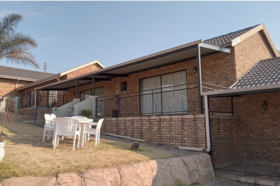 8 Bedroom Property for Sale in Vaal Marina Gauteng