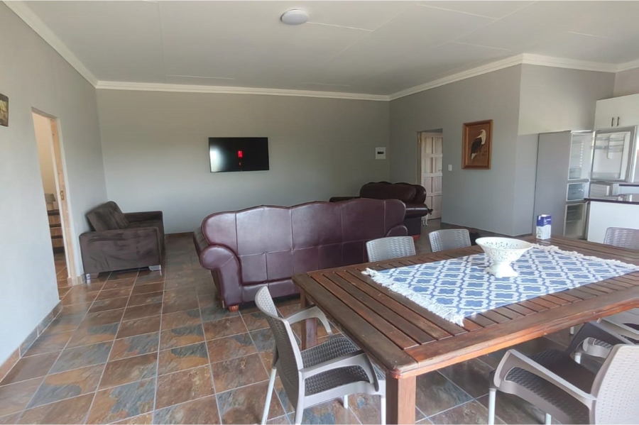 8 Bedroom Property for Sale in Vaal Marina Gauteng