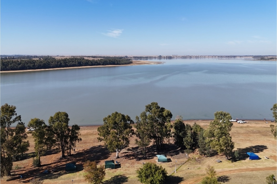 8 Bedroom Property for Sale in Vaal Marina Gauteng