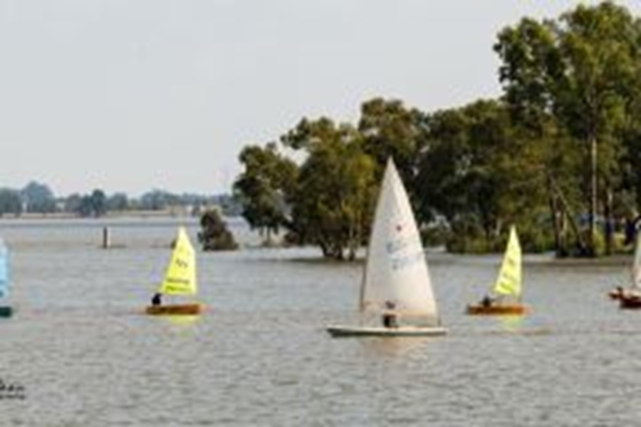 8 Bedroom Property for Sale in Vaal Marina Gauteng