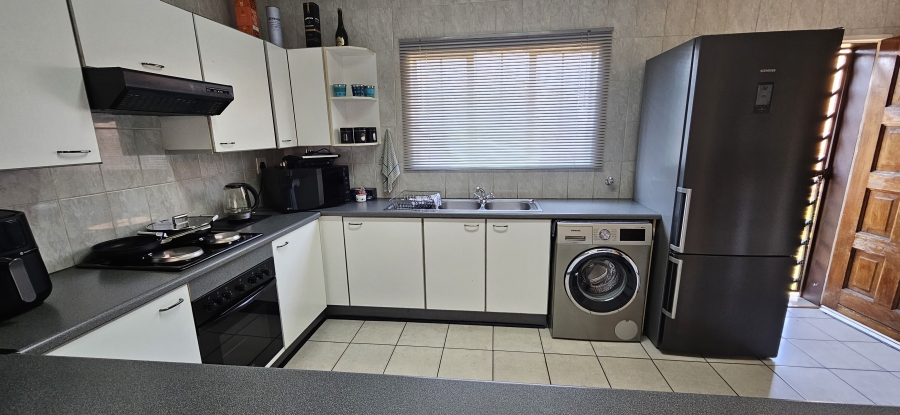 3 Bedroom Property for Sale in South Crest Gauteng