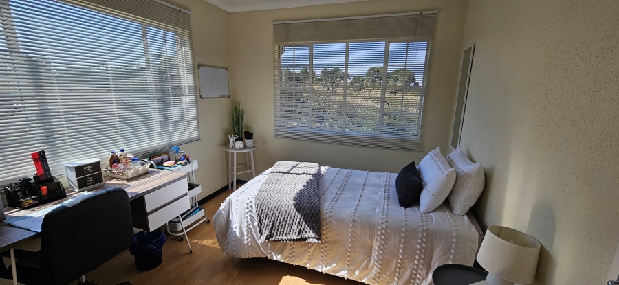 3 Bedroom Property for Sale in South Crest Gauteng