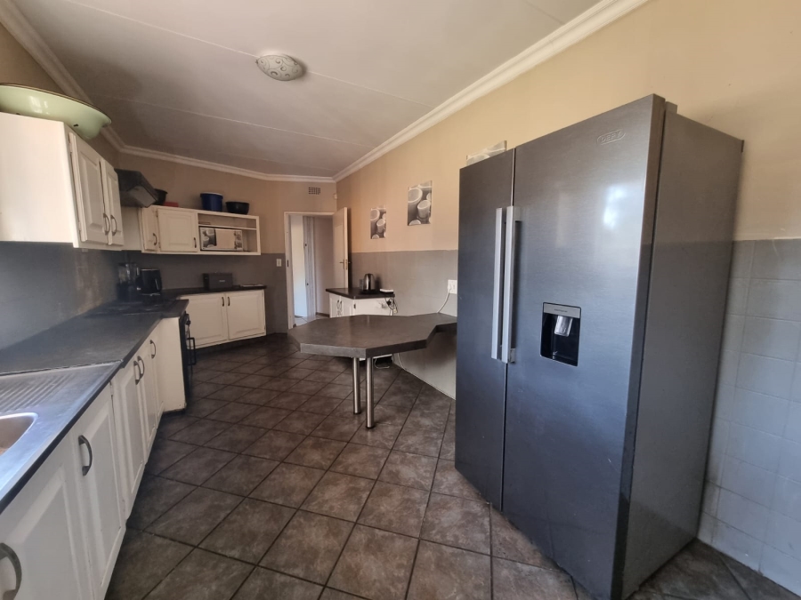 4 Bedroom Property for Sale in Three Rivers East Gauteng