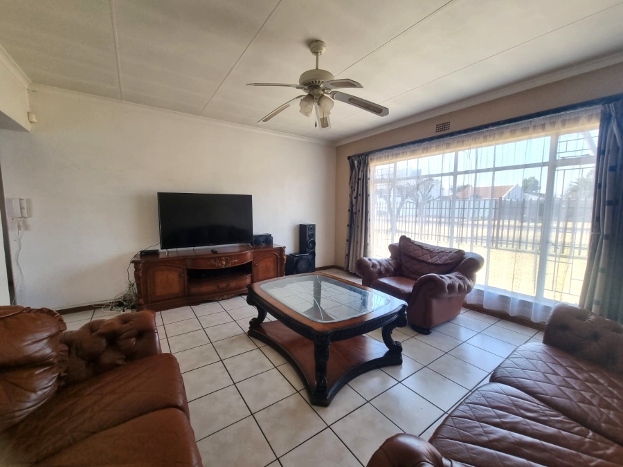4 Bedroom Property for Sale in Three Rivers East Gauteng
