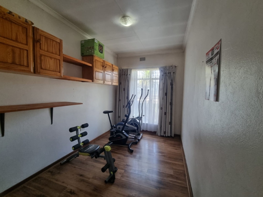 4 Bedroom Property for Sale in Three Rivers East Gauteng