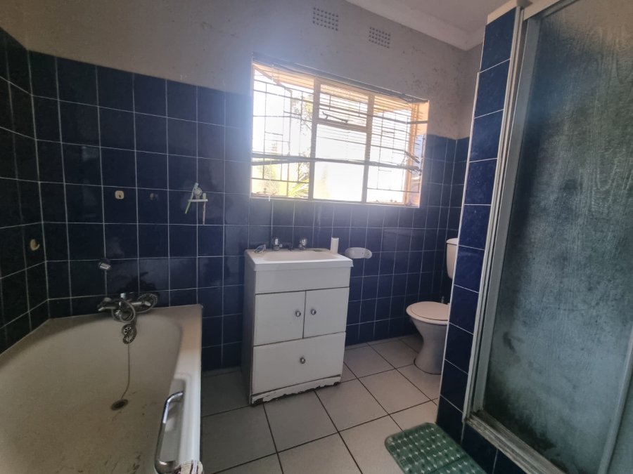 4 Bedroom Property for Sale in Three Rivers East Gauteng