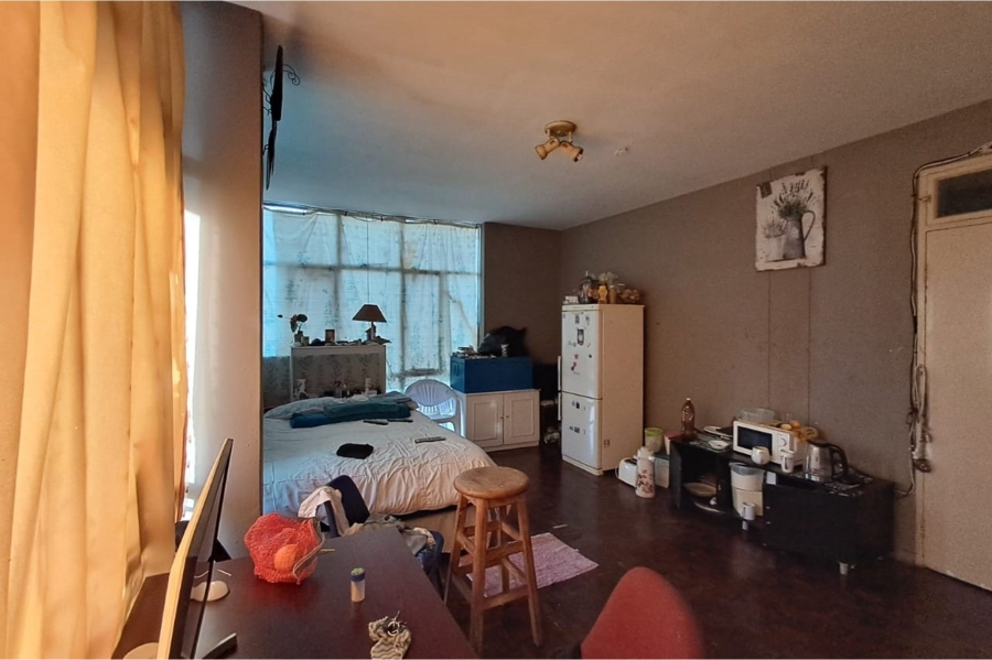 2 Bedroom Property for Sale in Berea Gauteng
