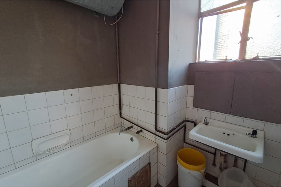 2 Bedroom Property for Sale in Berea Gauteng