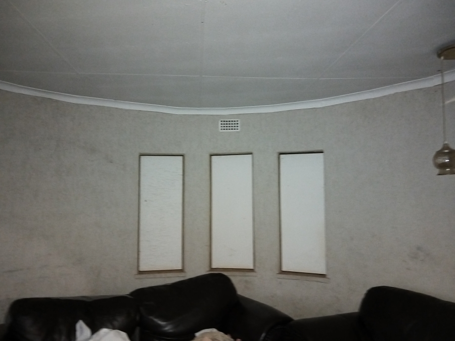 3 Bedroom Property for Sale in Houtkop A H Gauteng