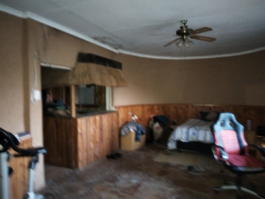 3 Bedroom Property for Sale in Houtkop A H Gauteng