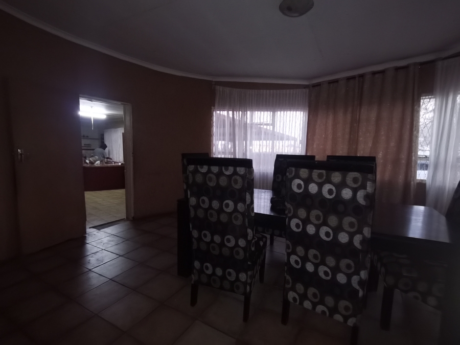 3 Bedroom Property for Sale in Houtkop A H Gauteng