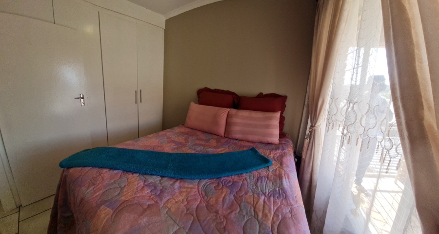 2 Bedroom Property for Sale in Wentworth Park Gauteng
