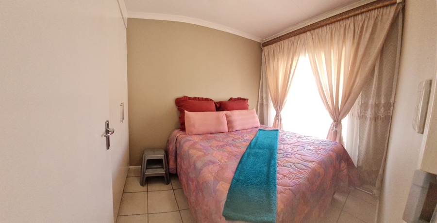2 Bedroom Property for Sale in Wentworth Park Gauteng