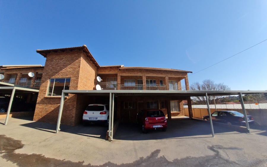 2 Bedroom Property for Sale in Wentworth Park Gauteng