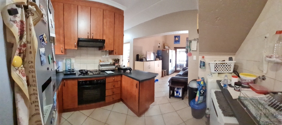 2 Bedroom Property for Sale in Noordheuwel Gauteng
