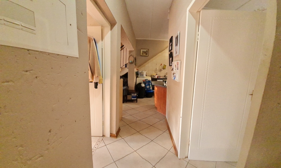 2 Bedroom Property for Sale in Noordheuwel Gauteng