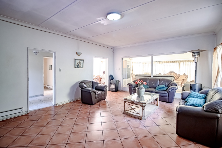 8 Bedroom Property for Sale in Brooklyn Gauteng