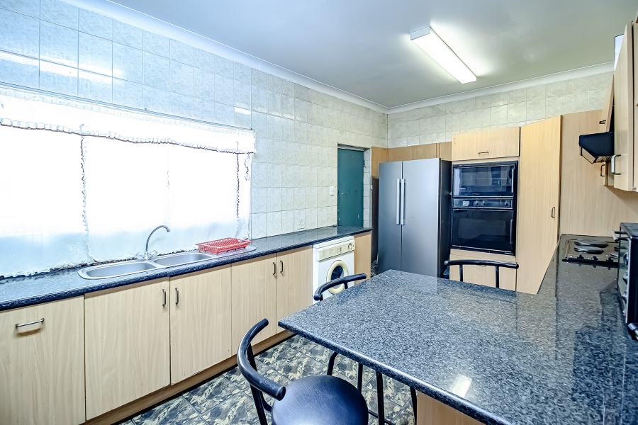 8 Bedroom Property for Sale in Brooklyn Gauteng