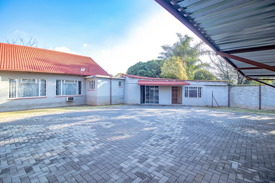 8 Bedroom Property for Sale in Brooklyn Gauteng