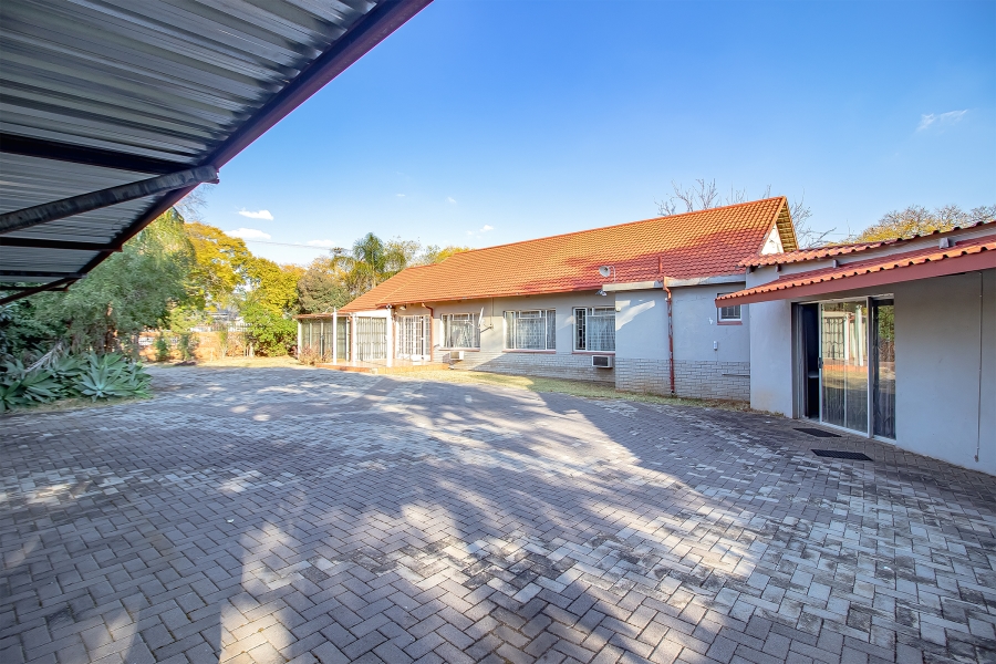 8 Bedroom Property for Sale in Brooklyn Gauteng