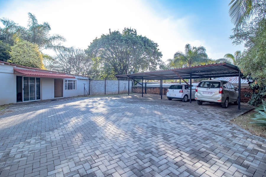 8 Bedroom Property for Sale in Brooklyn Gauteng