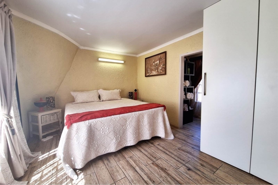 5 Bedroom Property for Sale in Vaal Marina Gauteng