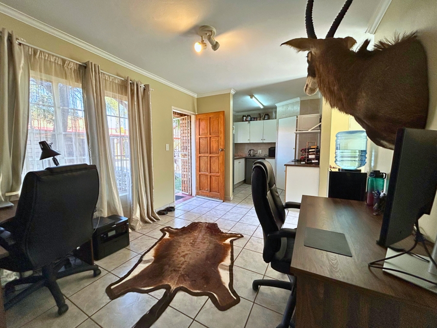 2 Bedroom Property for Sale in The Reeds Gauteng