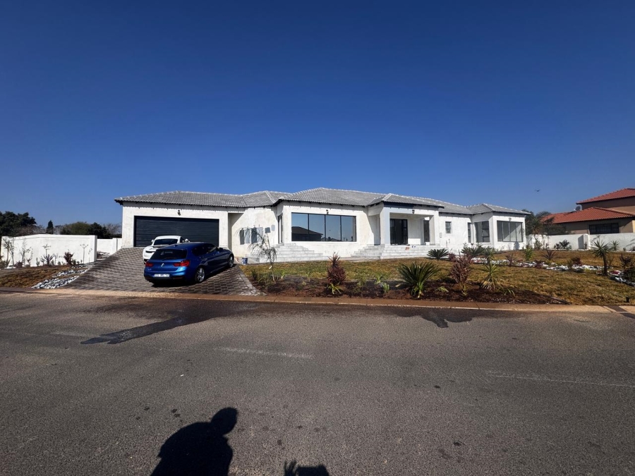 3 Bedroom Property for Sale in Arundo Estate Gauteng