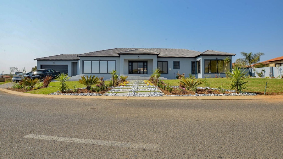 3 Bedroom Property for Sale in Arundo Estate Gauteng