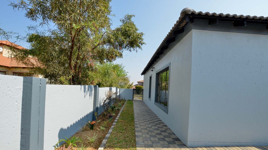 3 Bedroom Property for Sale in Arundo Estate Gauteng