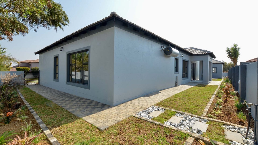 3 Bedroom Property for Sale in Arundo Estate Gauteng