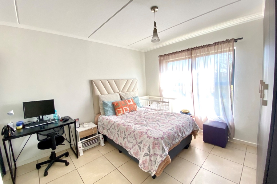 3 Bedroom Property for Sale in Greenstone Hill Gauteng