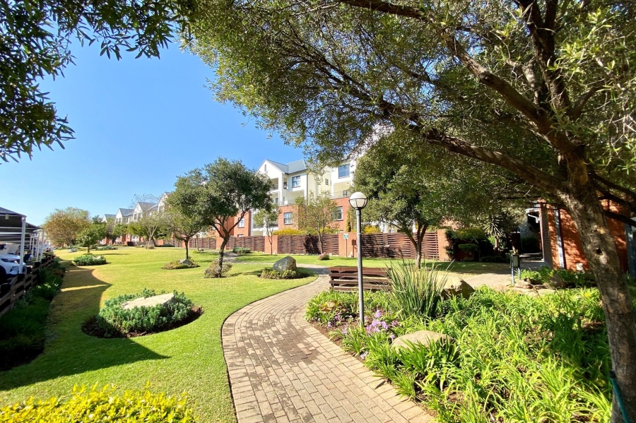 3 Bedroom Property for Sale in Greenstone Hill Gauteng