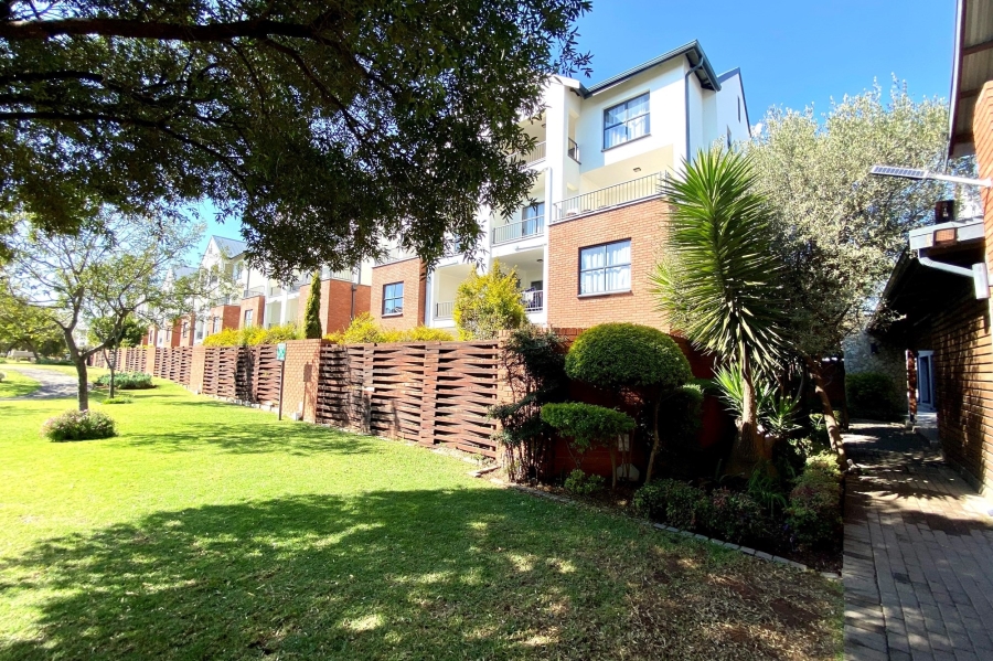 3 Bedroom Property for Sale in Greenstone Hill Gauteng