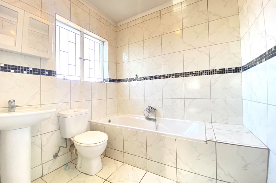 3 Bedroom Property for Sale in Aloe Place Gauteng