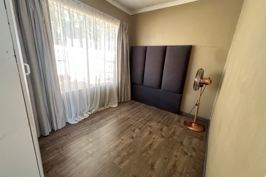 3 Bedroom Property for Sale in Heuwelsig Estate Gauteng